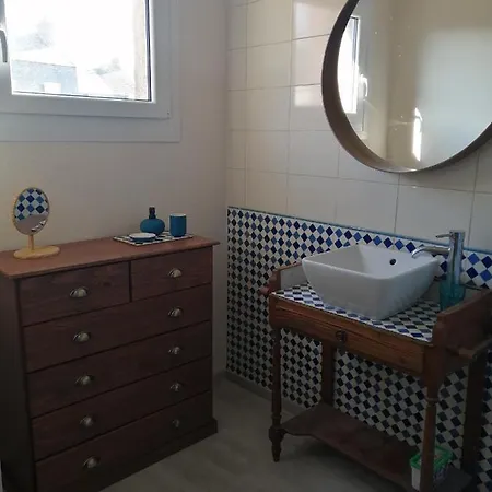 Le De La - Maison Avec Garage *